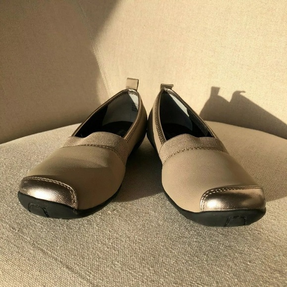 NEW ROSHOMMERSON 7.5SS Carol Pewter Stretch SlipOn - Picture 5 of 8